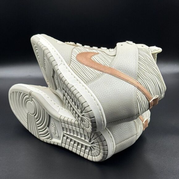 Wmns Nike Dunk Sky High Wedge 'Light Bone Metallic Red Bronze' - Picture 7 of 9